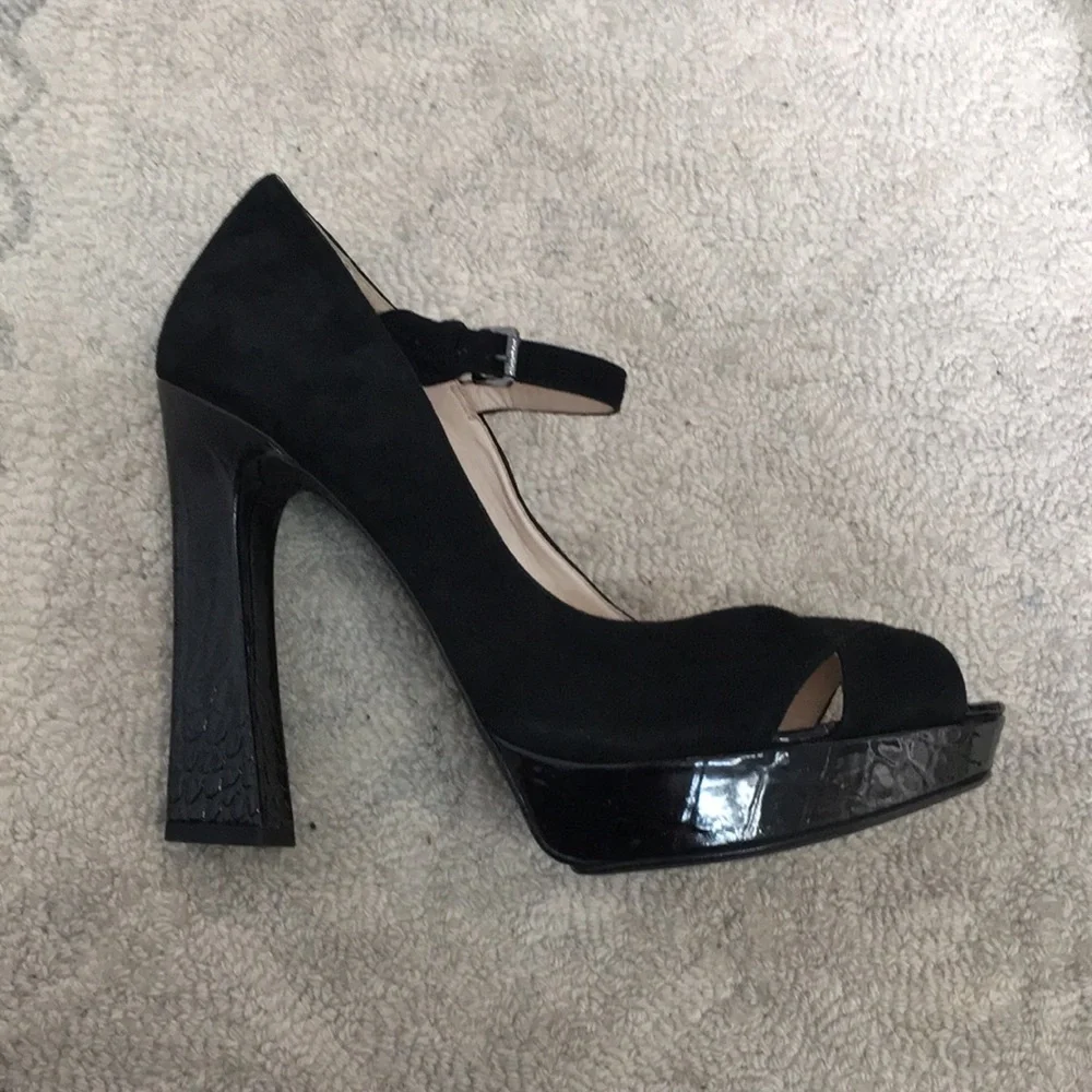 Black KORS Michael Kors heels - Picture 4 of 4